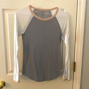 Hollister long sleeve tshirt